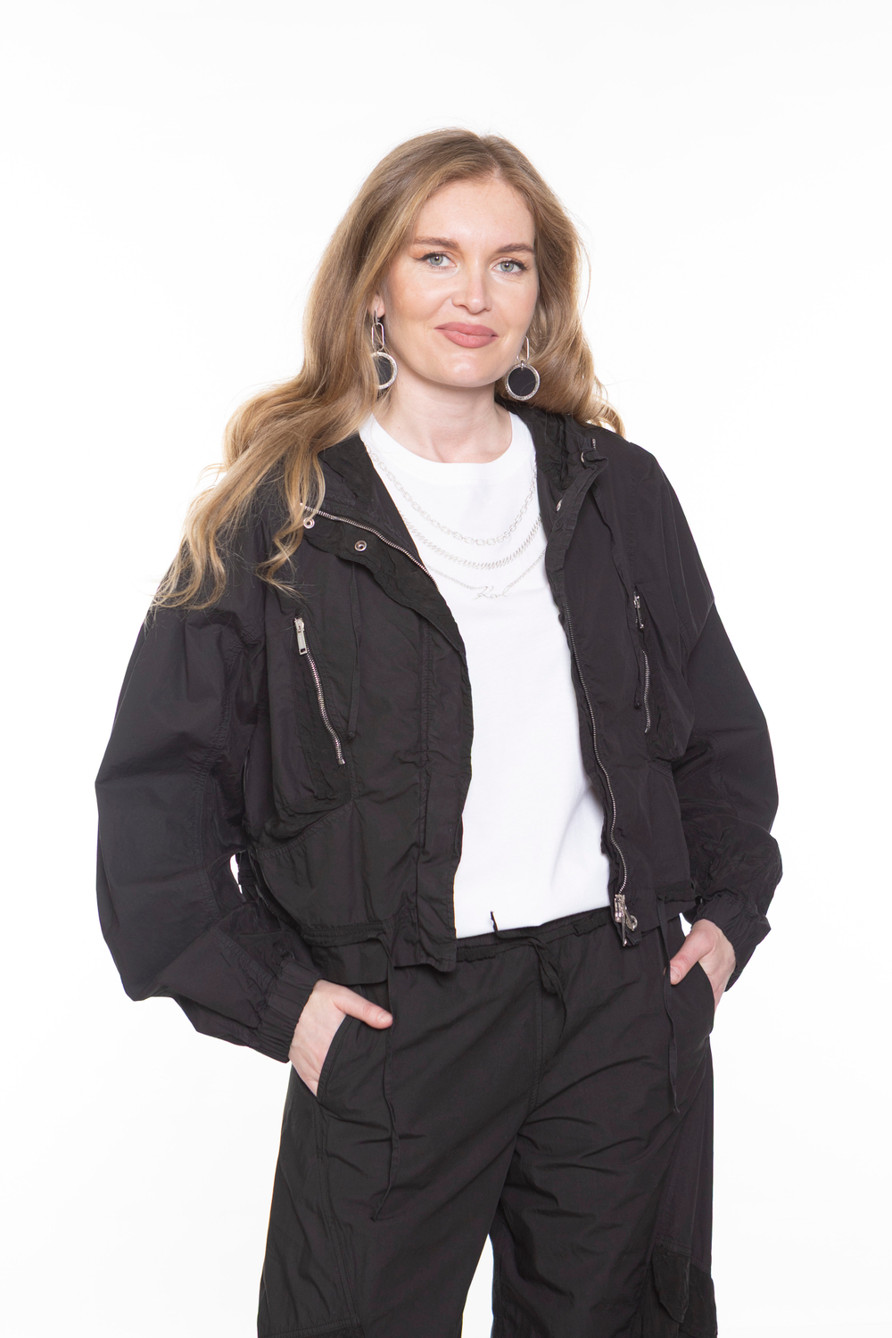 КУРТКА В СТИЛЕ КАРГО