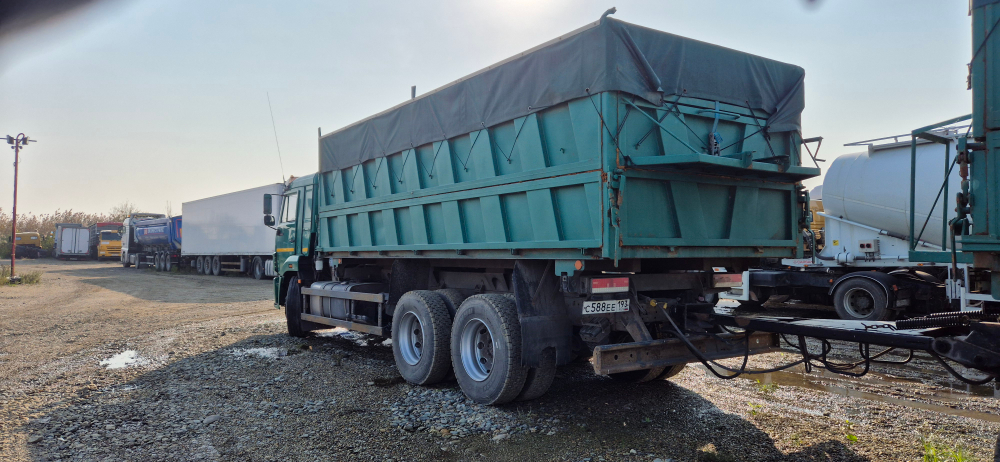 Планета 5529* на шасси КамАЗ 65115 6x4 Зерновоз 552919 (Дизельный, 11,8 л, 300 л.с., МТ)