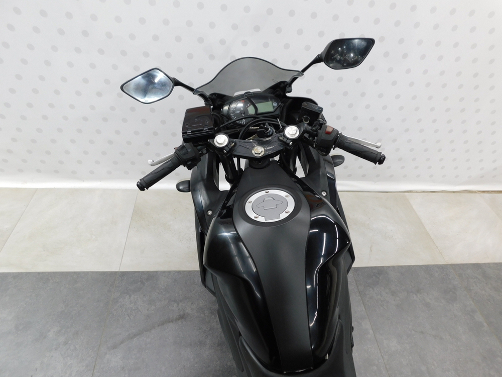 Yamaha YZF-R25 038483