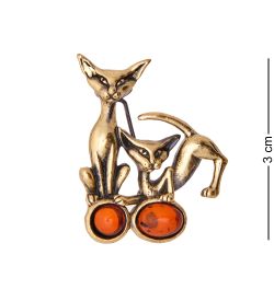 AM-3467 Брошь «Коты Сфинксы» (латунь, янтарь)