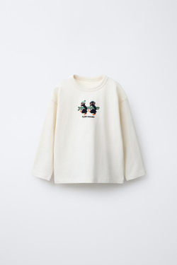 ZARA ФУТБОЛКА С ПРИНТОМ «ПИНГВИНЫ», ЭКРЮ