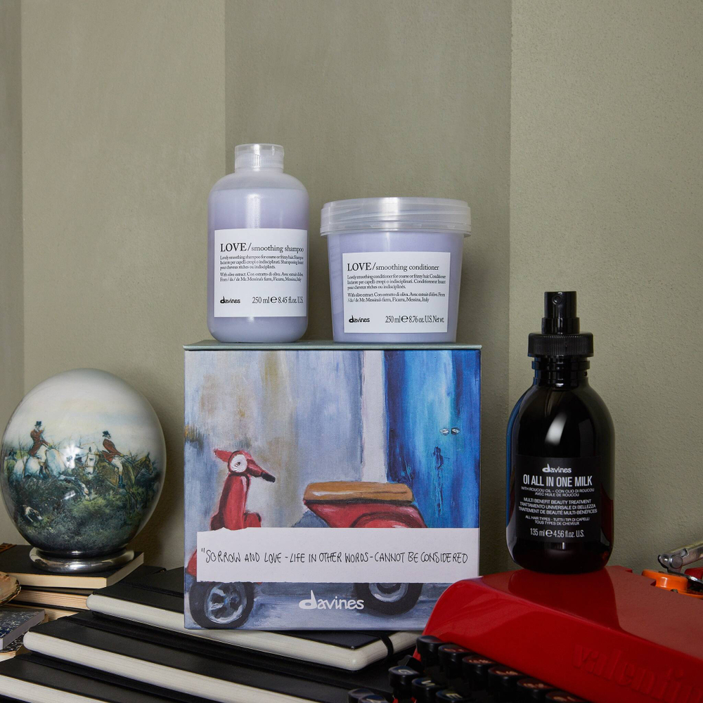 Набор LOVE SMOOTHING для разглаживания непослушных волос