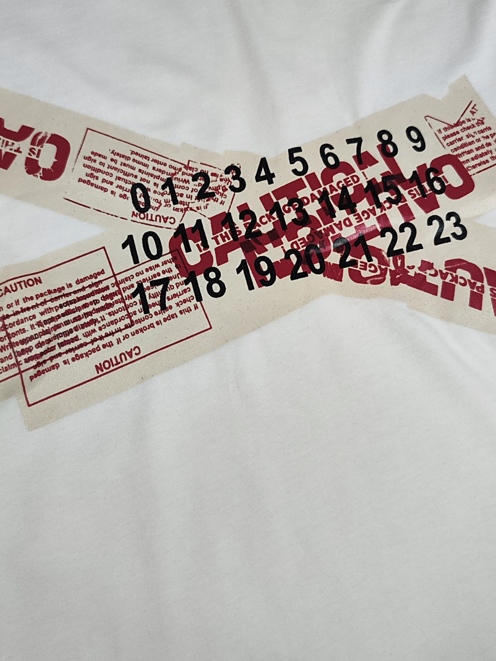 Футболка MaisonMargiela #D218-2 (бел.)