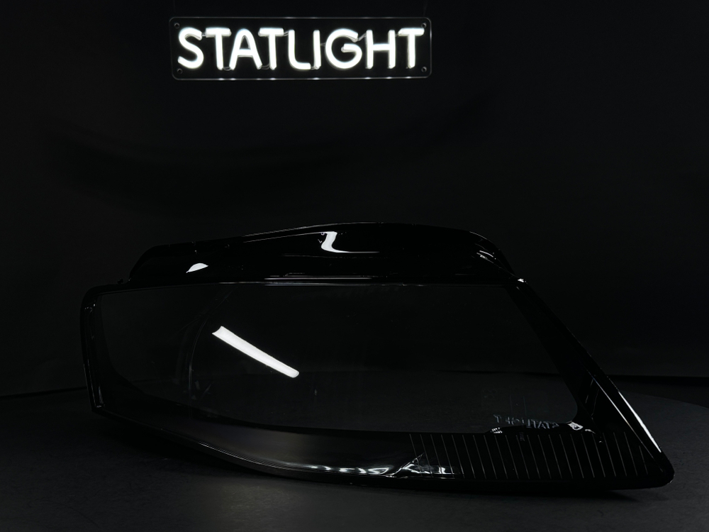 Правое стекло фары AUDI A4 B8 2007-2012 дорест