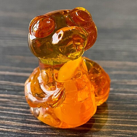 Змея широко улыбается