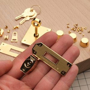 Birkin 30/35 // Комплект фурнитуры из нержавеющей стали, цвет золото, с логотипом