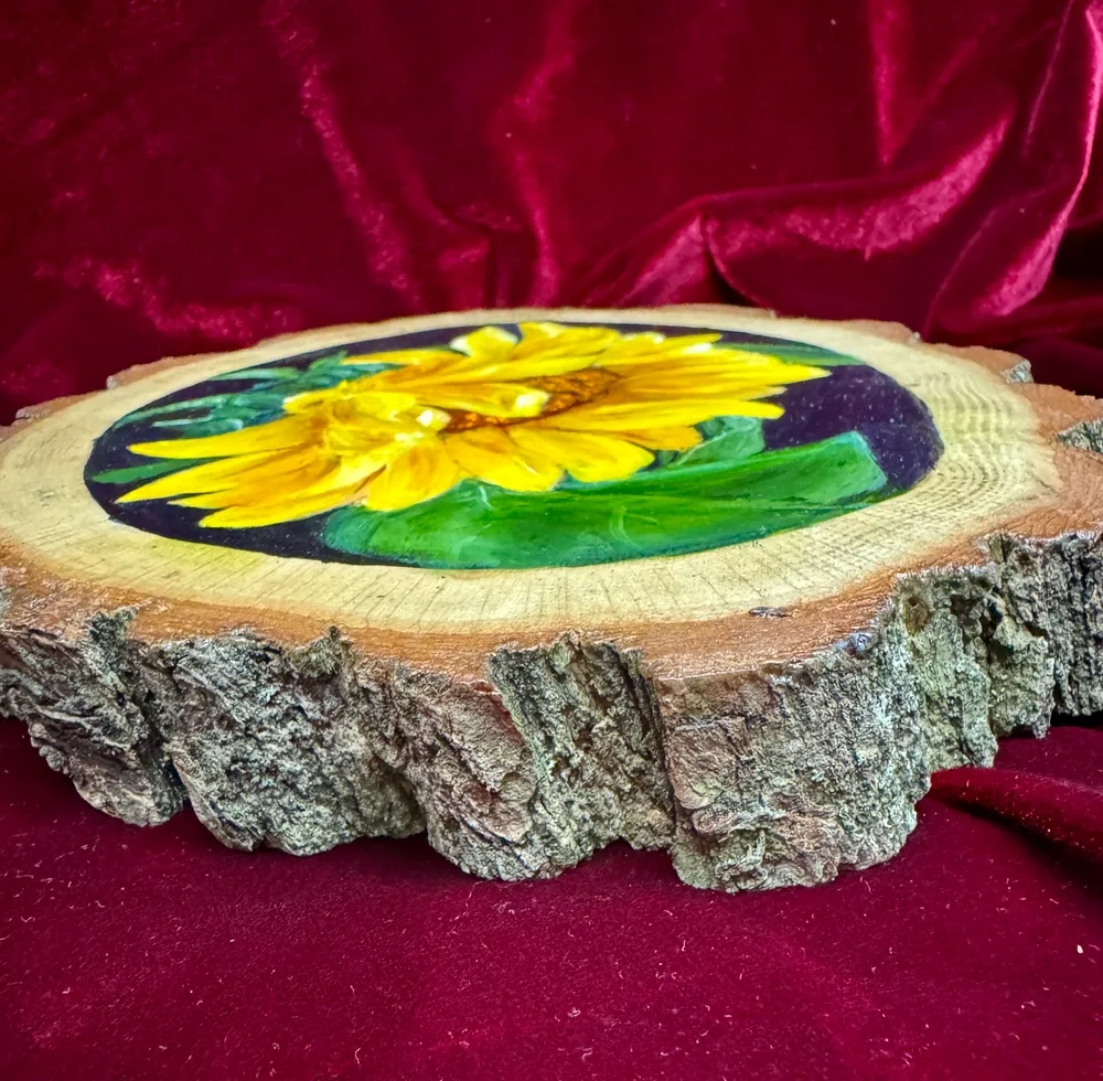 Подсолнух - картина маслом на срезе дуба с корой | Художница Ольга Ефимова