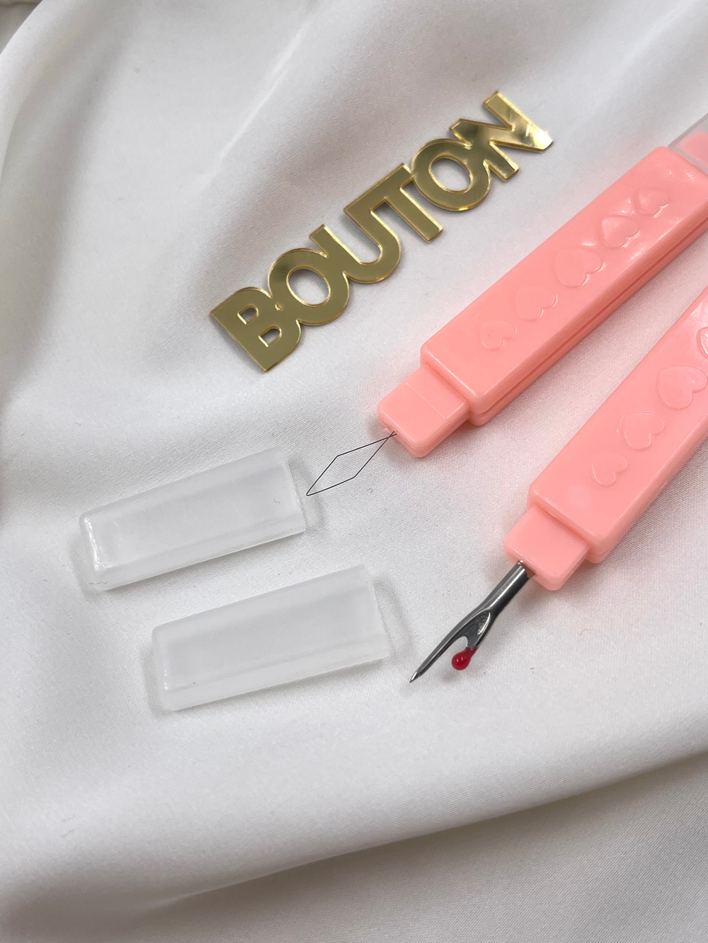 Вспарыватель с нитковдевателем 2в1 розовый