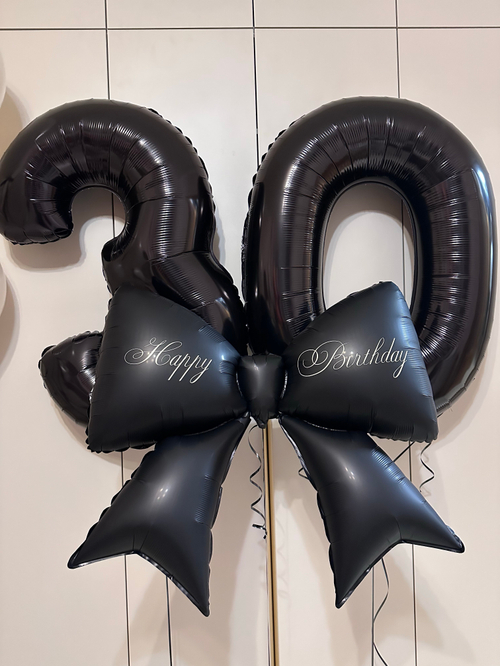 Черный цифры с бантом( любая надпись в подарок)