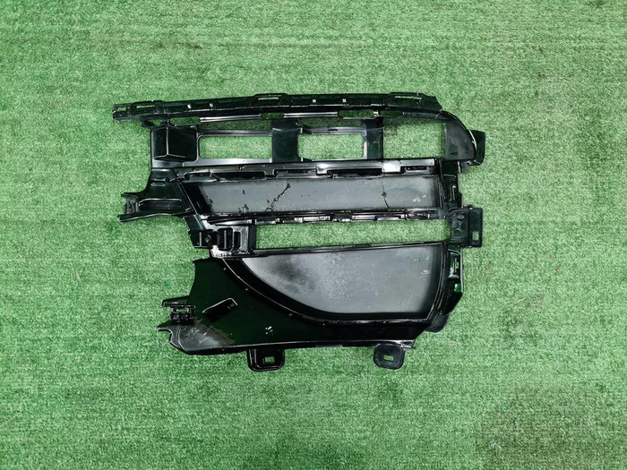 Воздуховод переднего бампера Porsche Macan (18-21)