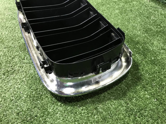 Решетка радиатора левая BMW X5 F15 X6 F16 (2013-2018)