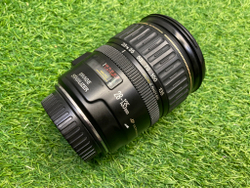 Canon EF 28-135mm 3.5-5.6 IS USM