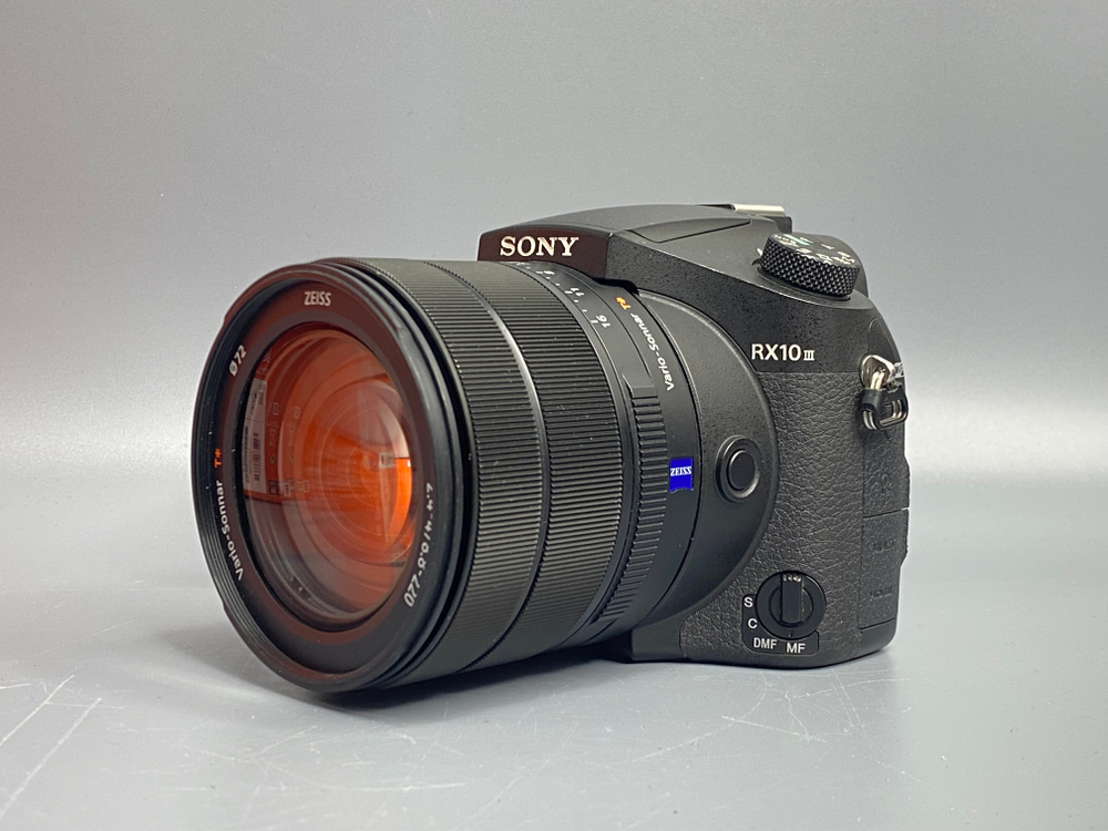 Sony Cyber-Shot RX10 III