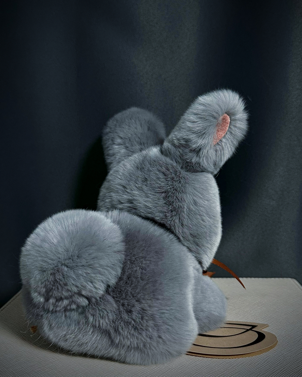 Кролик Тоша маленький (светлый графит)