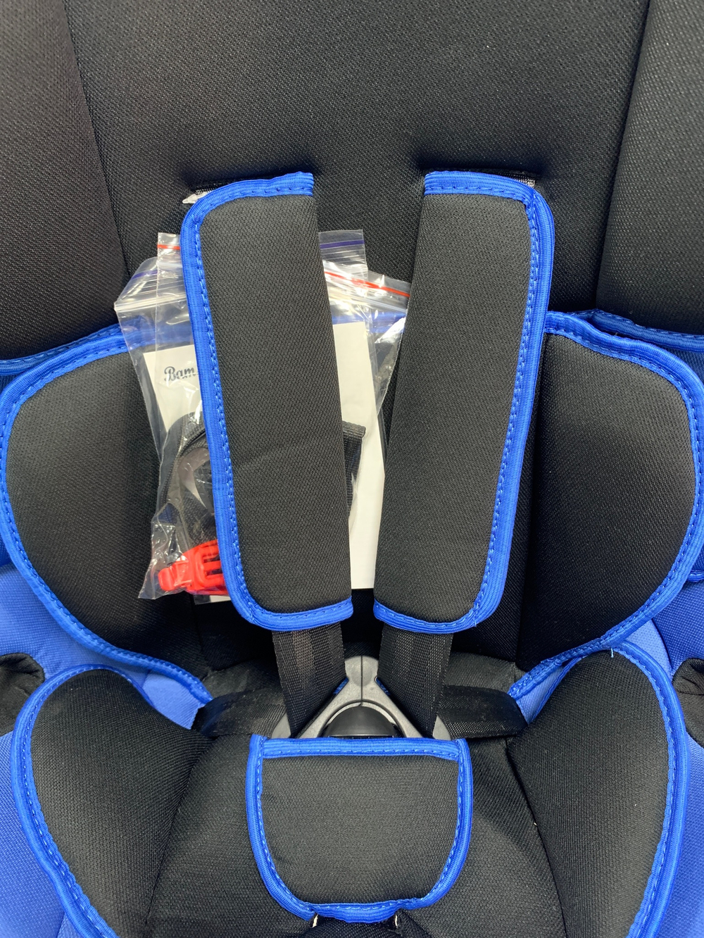 BAMBOLA Удерживающее устройство для детей 9-36 кг Primo Синий/Черный