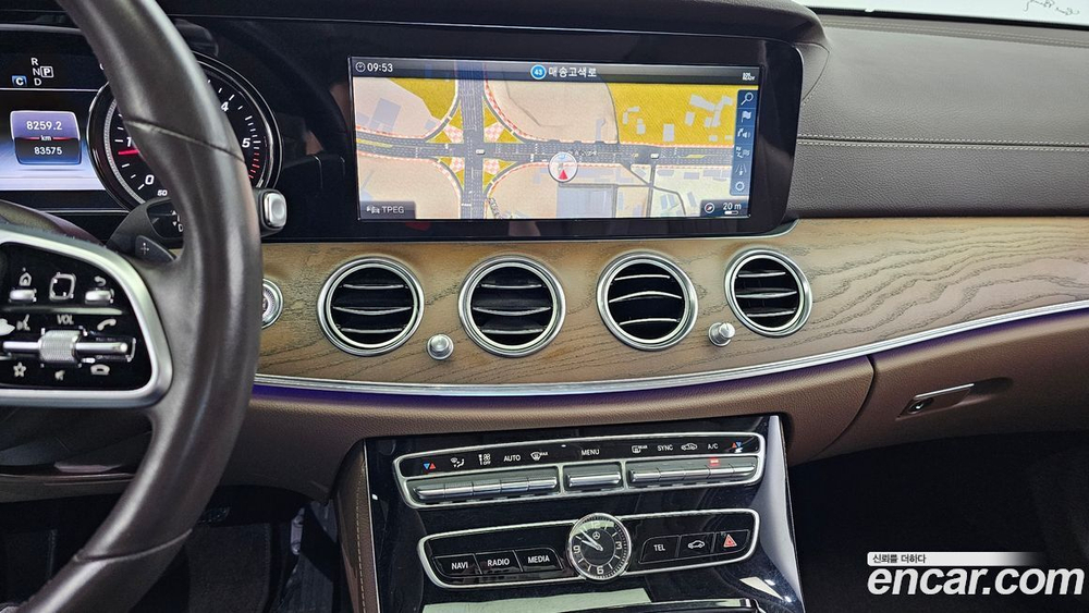 Mercedes-Benz E-Class W213 E220d 4MATIC Exclusive (09.2019)