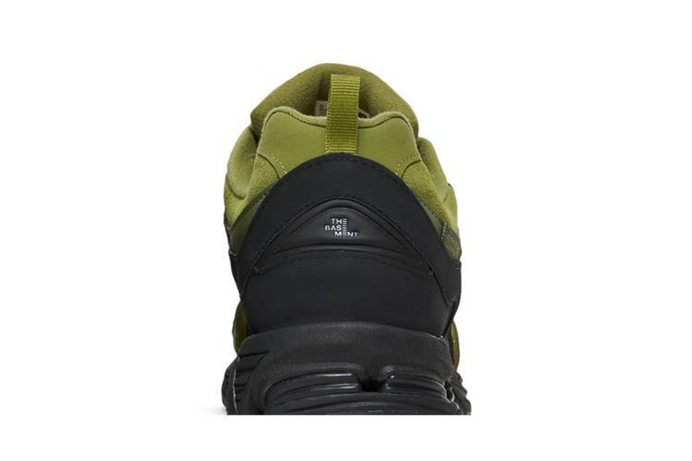 Кроссовки The Basement X New Balance Nb 2002R