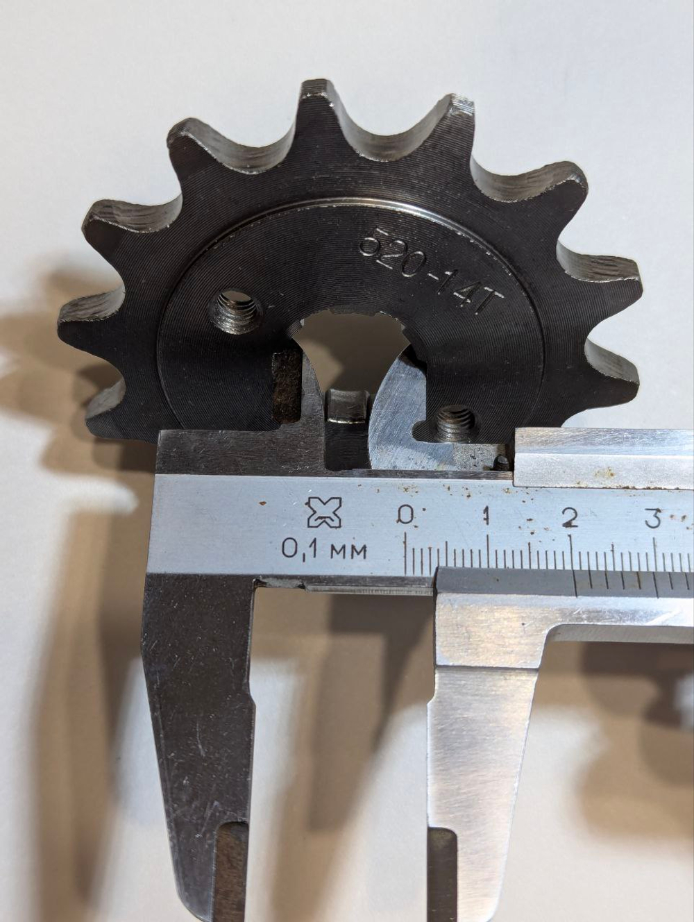 Звезда ведущая пердняя для мотоцикла, эндуро, квадроцикла (520-14Т) 20мм сталь