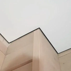 Тканевый натяжной потолок Descor D-Premium (Германия) холодный белый цвет (№450). 2.5м x 2м