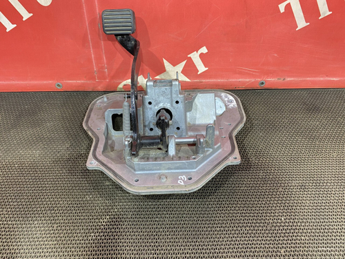 Педальный узел тормоза