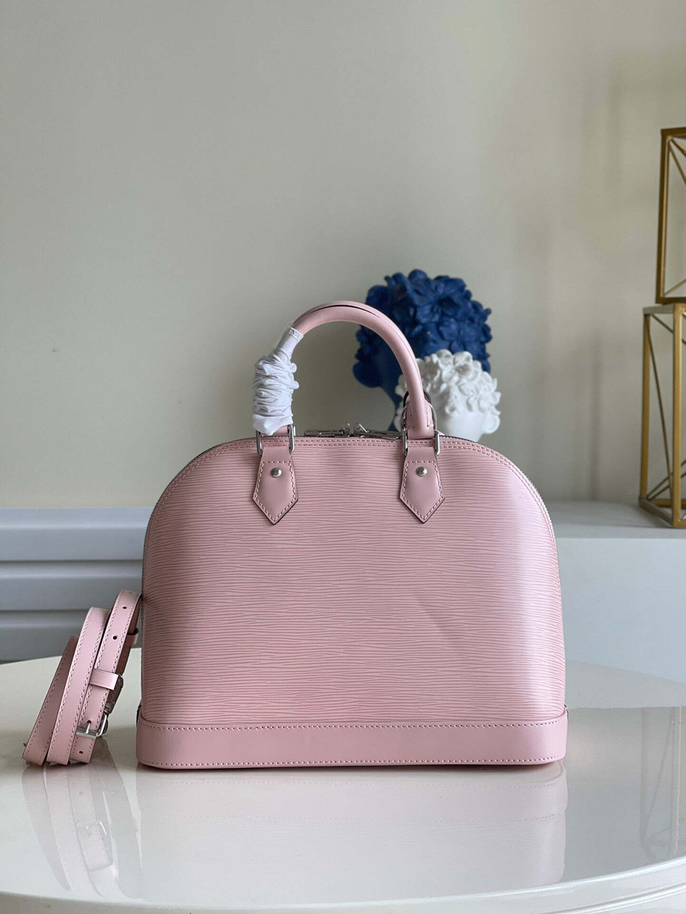 Louis Vuitton Alma PM