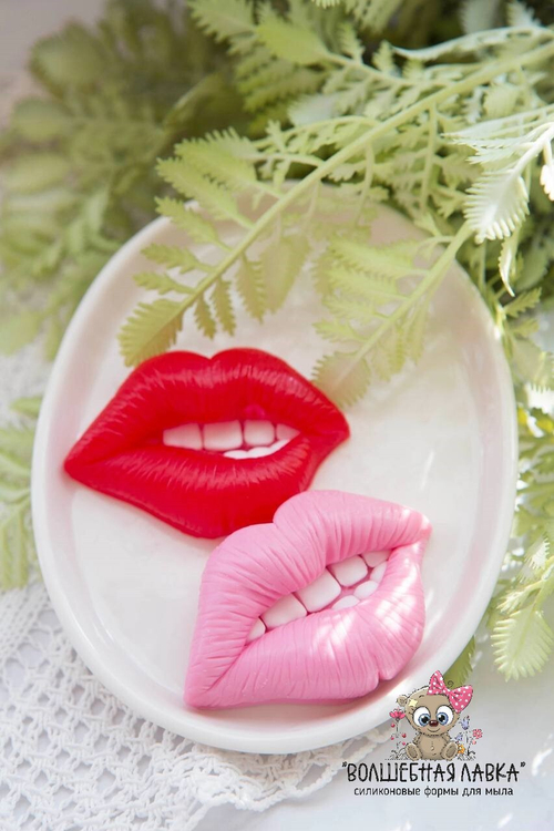Силиконовая форма Губы