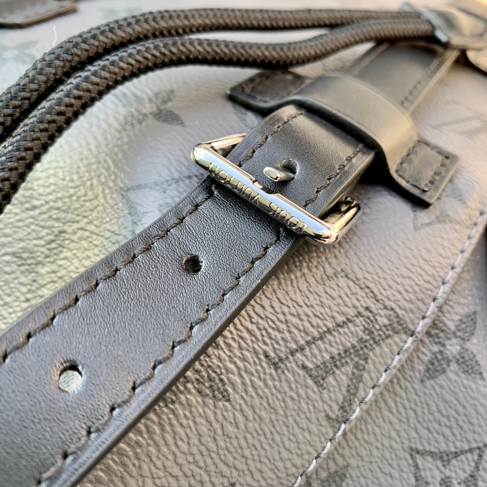 Louis Vuitton Christopher MM