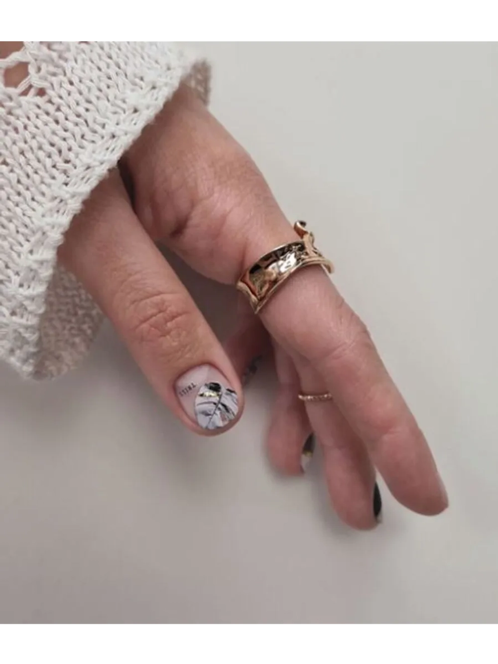 Lucky Rose Слайдеры наклейки для ногтей Foil 111