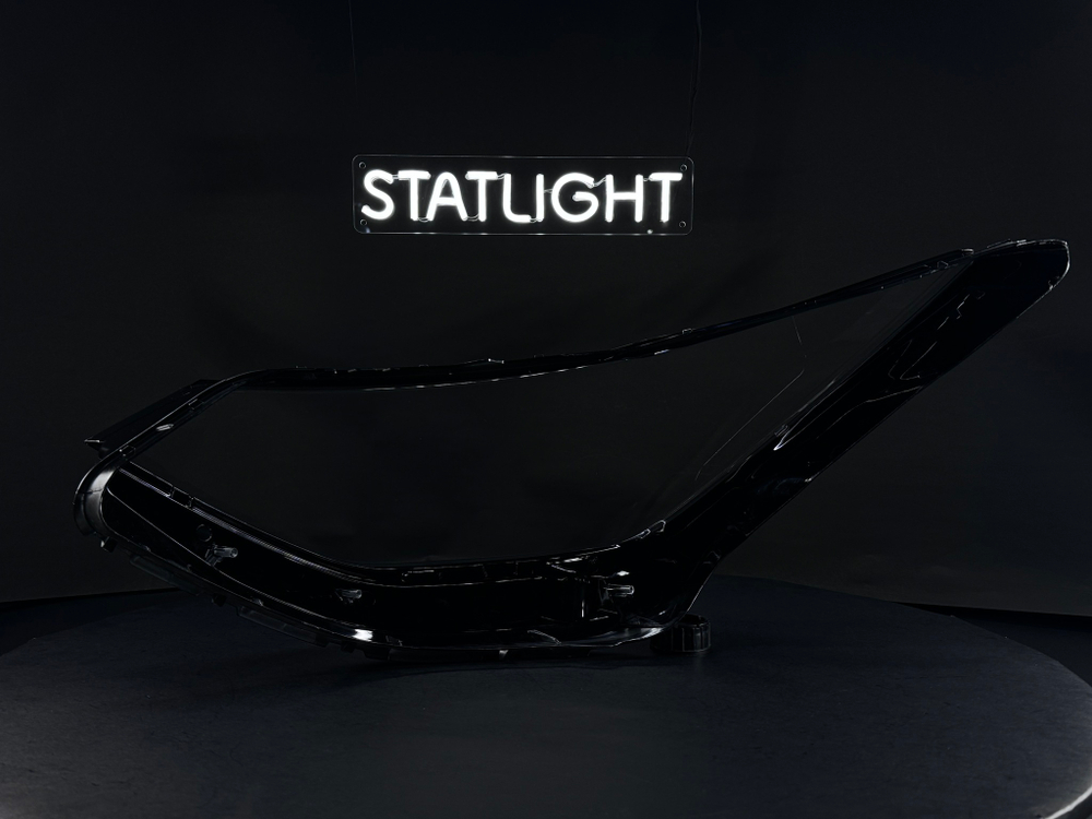 Правое стекло фары Hyundai Sonata 8 DN8 2019-2023