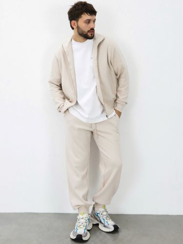 Костюм мужской (джемпер и брюки) NOHO