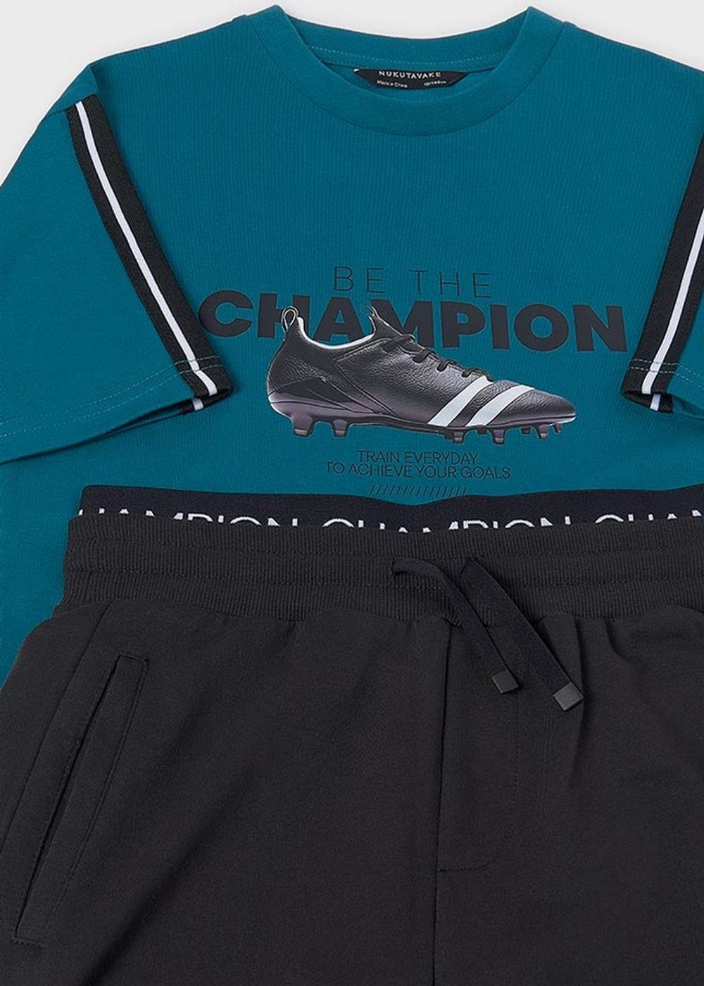 футболка с шортами