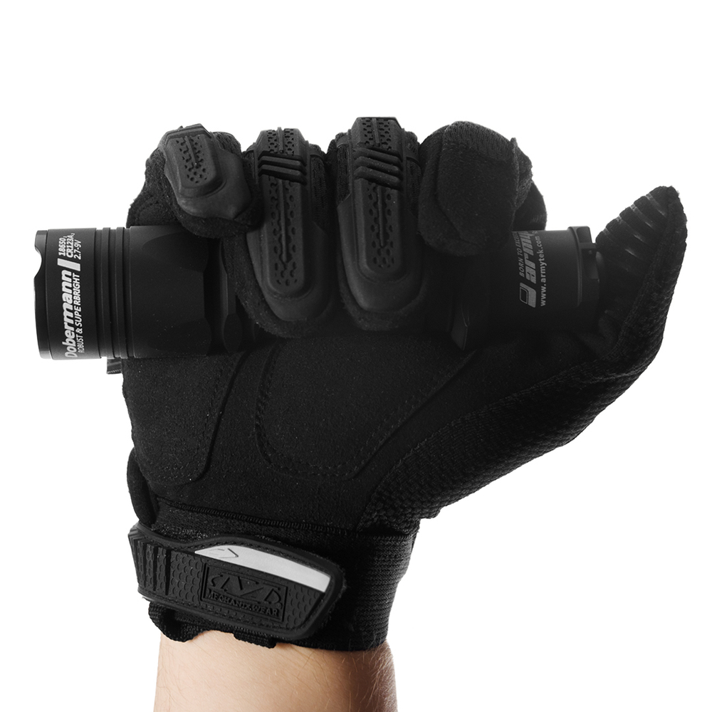 Фонарь Armytek Dobermann XP-E2 Красный