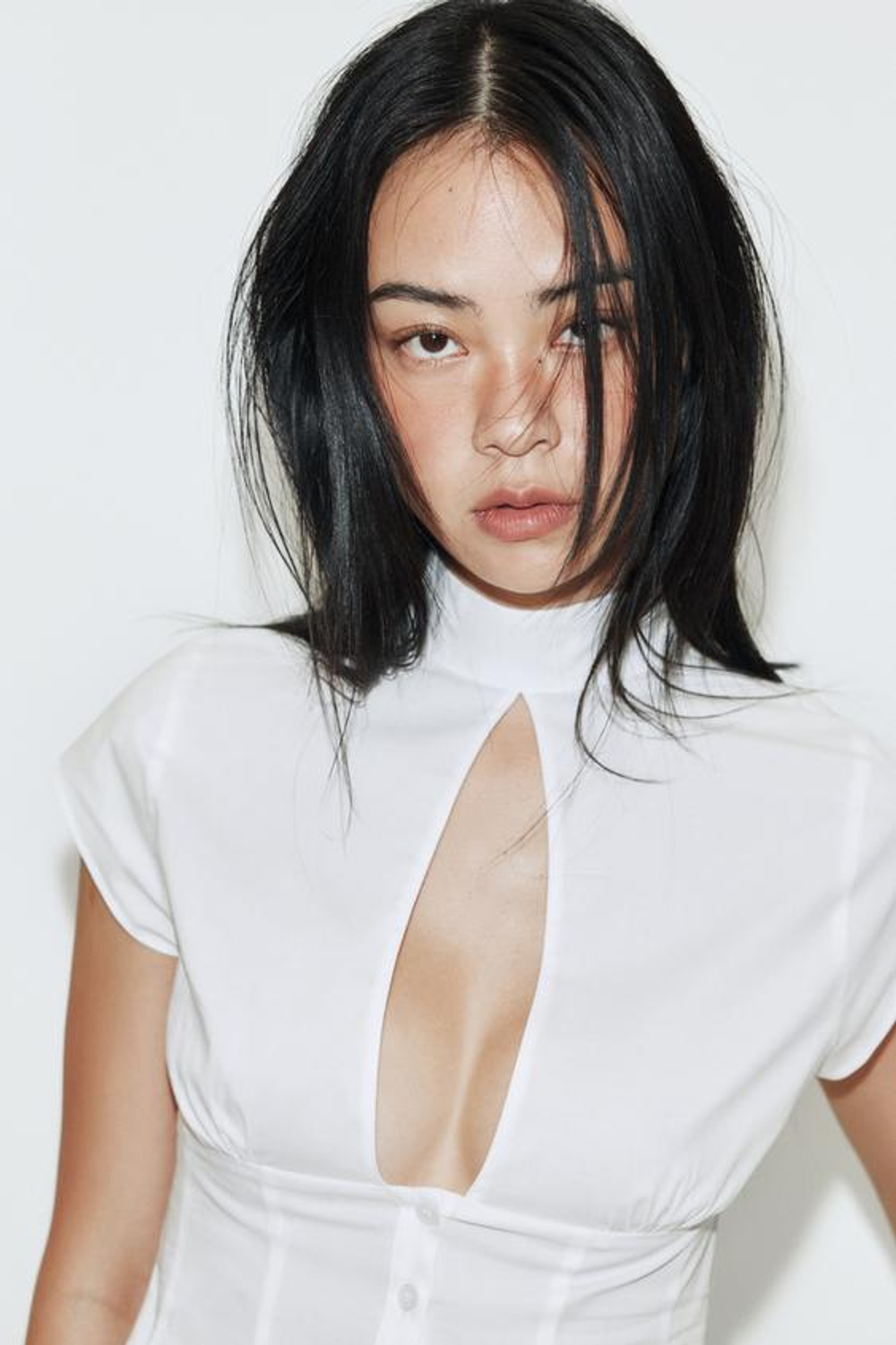 ZARA ТОП ИЗ ПОПЛИНА С ВЫРЕЗОМ И ЗАВЯЗКАМИ, БЕЛЫЙ