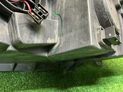 Фара правая Lada Niva Travel (20-нв) галоген