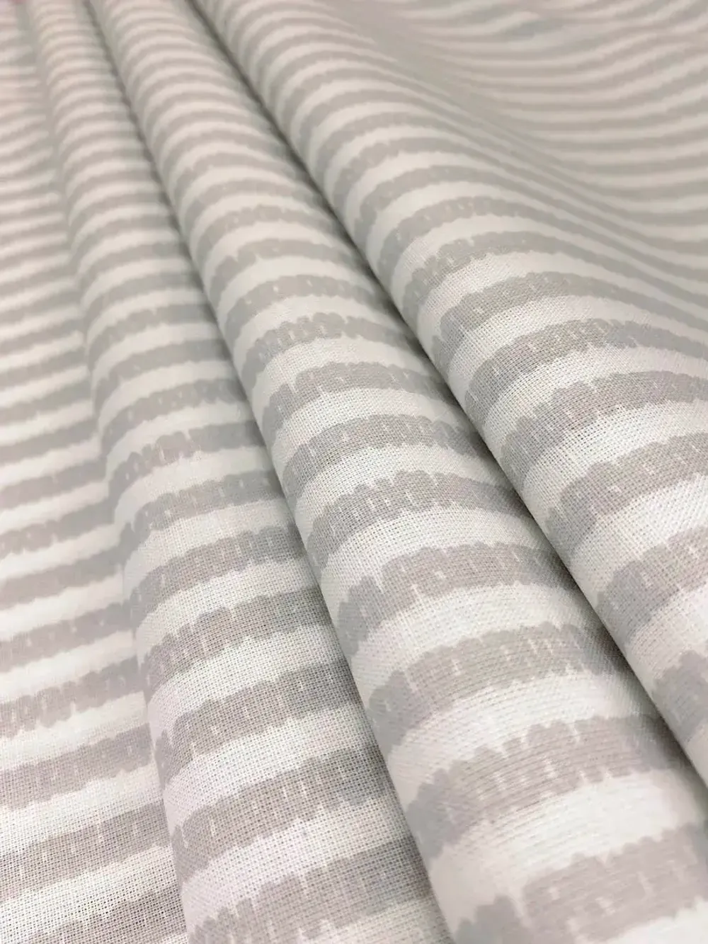 Декоративная наволочка с рюшами, оборками "Лутон" 40х60 см, 1 шт, без молнии