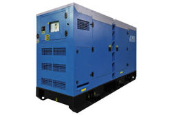 Дизельный генератор ТСС ЭД-200-Т400 в шумозащитном кожухе на прицепе