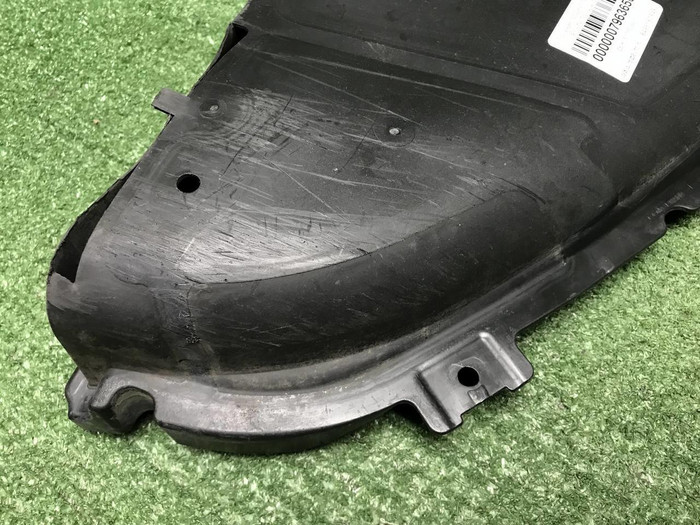 Пыльник переднего бампера BMW 5er G30 (2020-2023)