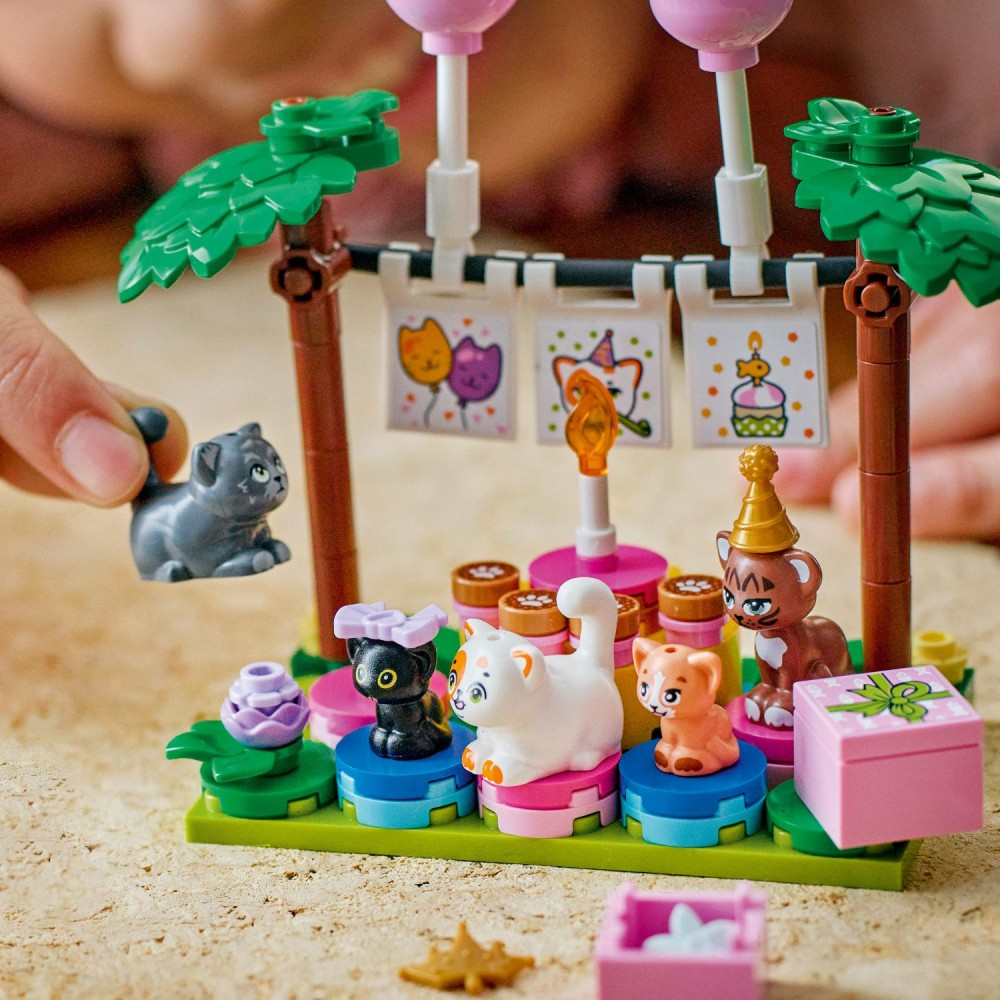 Конструктор LEGO Friends 42666 Кошачья вечеринка на день рождения и домик на дереве — фото 13