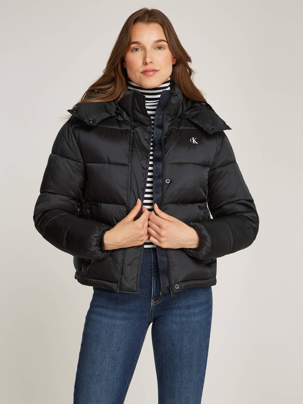 Сатиновая куртка CALVIN KLEIN JEANS - черный(J20J224616)