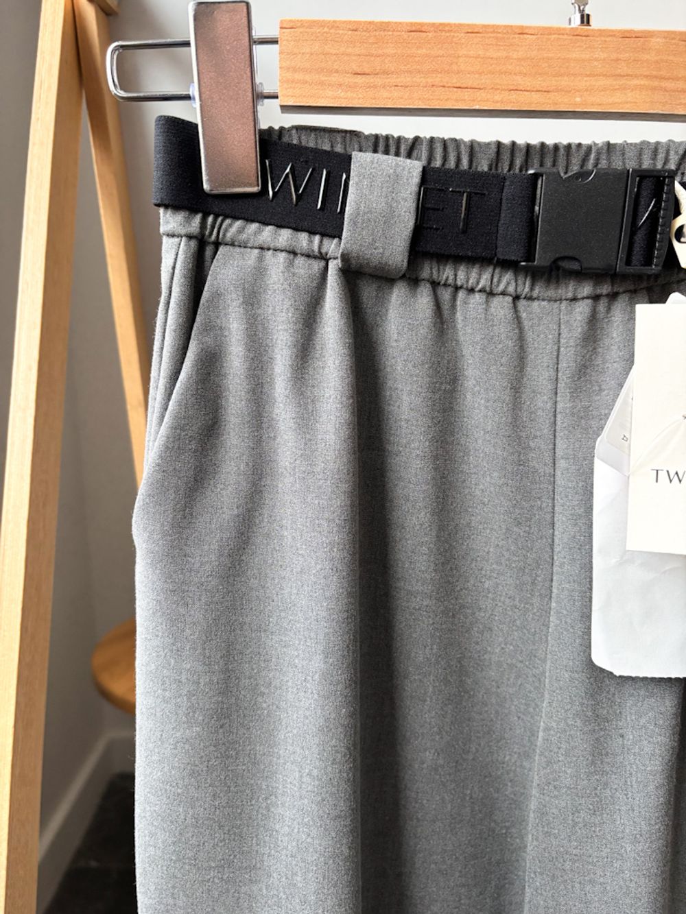 Новые брюки Twinset, 140