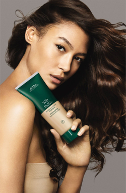 Aveda Sap Moss Weightless Hydrating Shampoo - легкий увлажняющий шампунь против пушистости /   200  ml  / GTIN 018084001929
