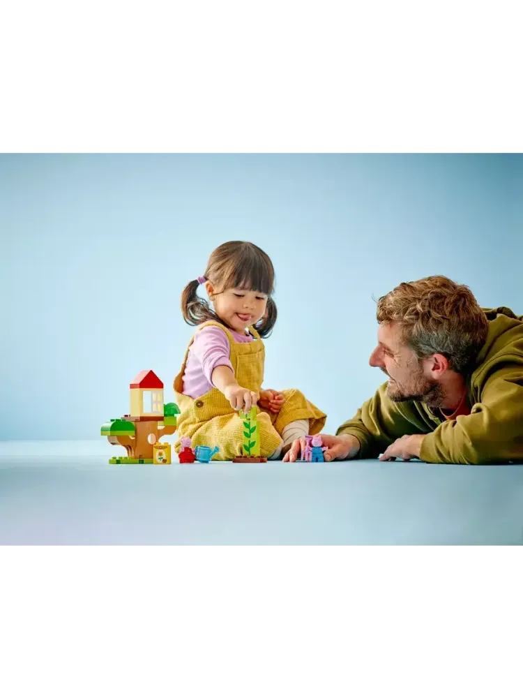 Конструктор Duplo 10431 Свинка Пеппа: сад и домик на дереве
