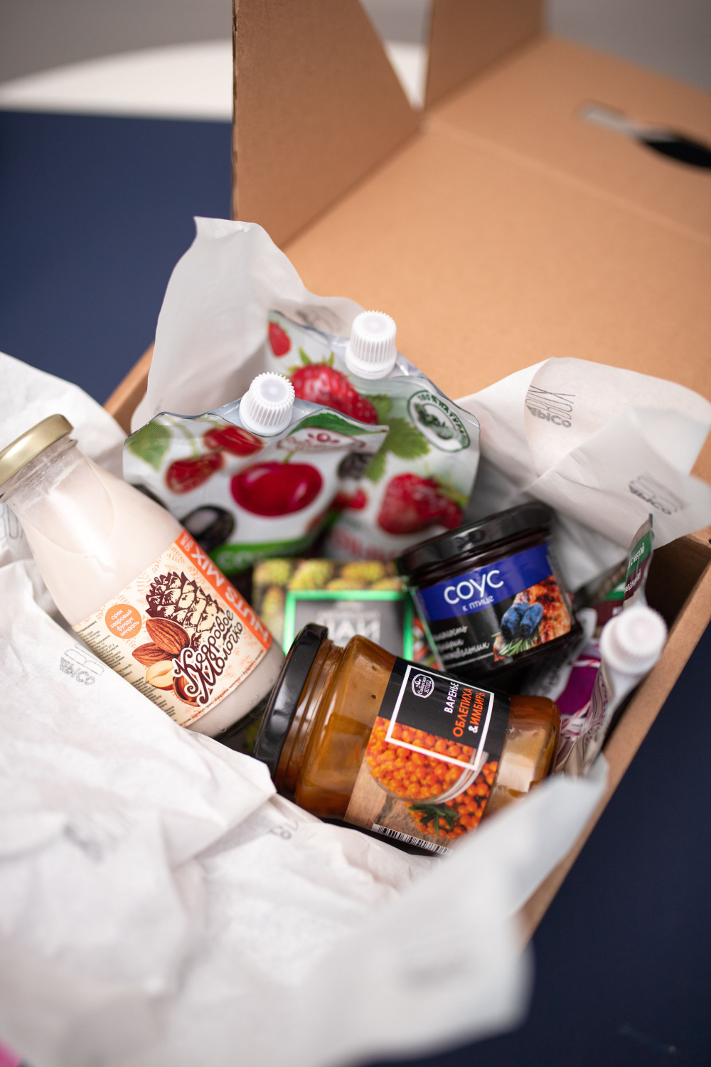 Набор продуктов APICO BOX №7 "Из Сибири с любовью", подарочный набор из 9-ти продуктов из Сибири, Новогодний подарок