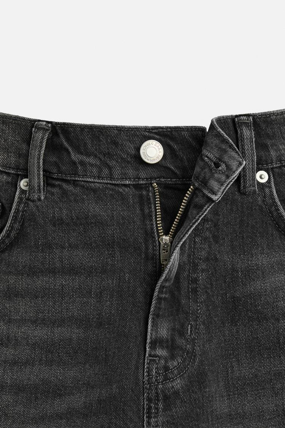 ZARA ДЖИНСОВЫЕ ШОРТЫ REGULAR FIT, УГОЛЬНЫЙ