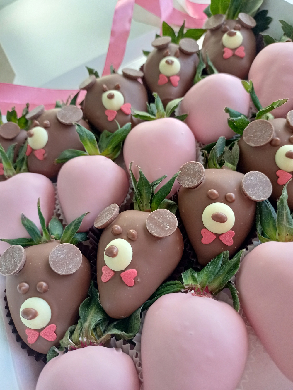 Клубника в шоколаде "Мишки"