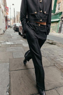 ZARA БРЮКИ ПРЯМОГО КРОЯ СО СТРЕЛКОЙ, ИНДИГО