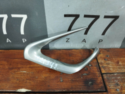 Молдинг решетки радиатора Toyota Camry (XV50) 14-17 Б/У Оригинал 5271333010