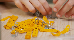 Маленький конструктор –во́Маленький конструктор –во́рон 90