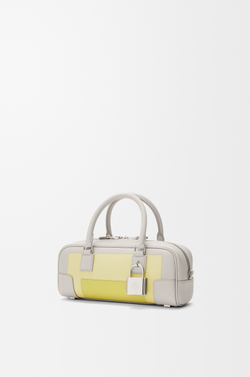 Loewe Укороченная сумка Amazona 23 из телячьей кожи наппа, серый/желтый