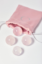 «Лёд» для коктейлей из розового кварца